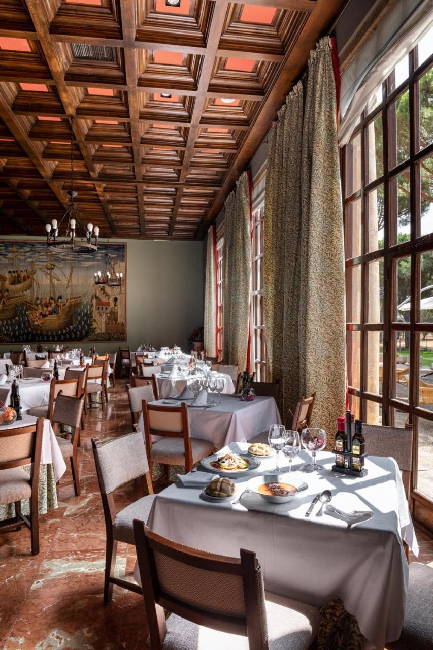 Parador De Тордесиляс Екстериор снимка
